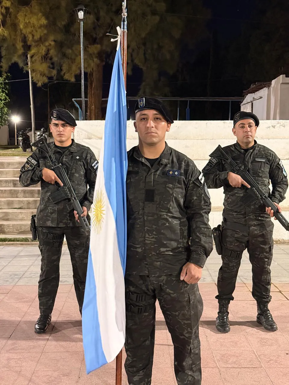 b40b2537-68a4-43ce-9561-be7669793797