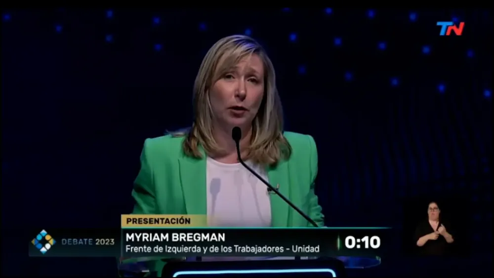 intro cc.00_17_44_10.Imagen fija071