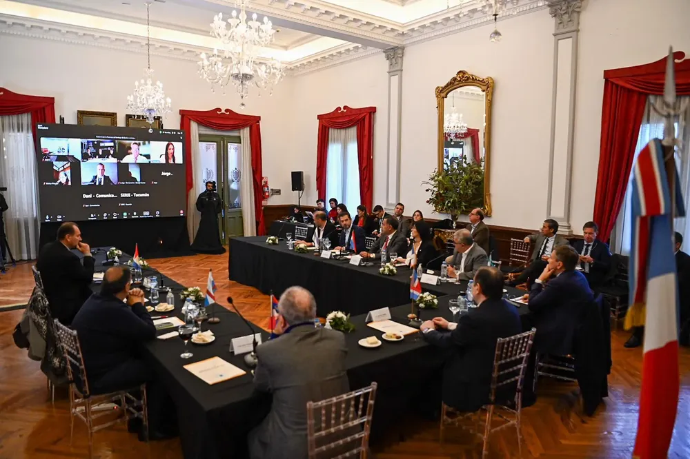 Imagen de WhatsApp 2025-06-26 a las 20.36.43_158b785a