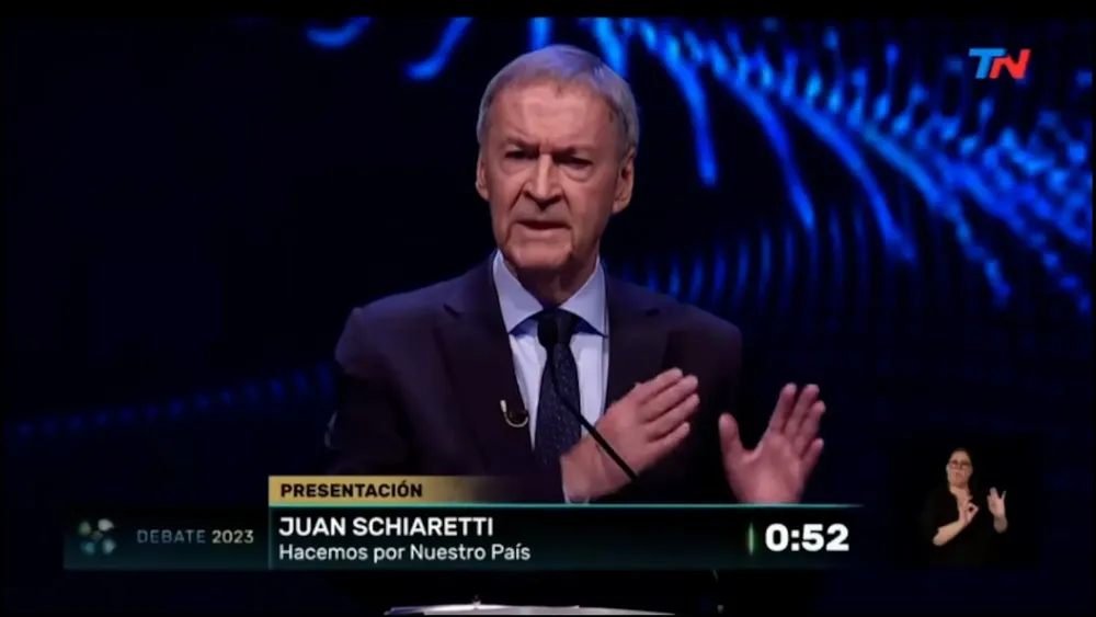 intro cc.00_21_53_03.Imagen fija075