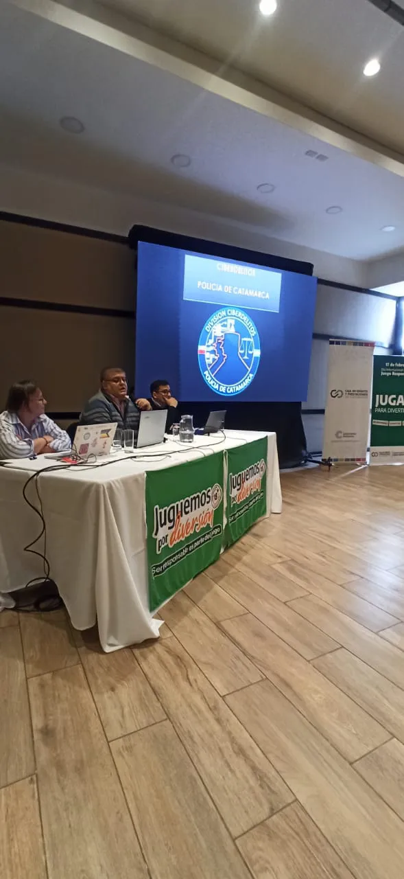 Charla Ciberdelito (1)