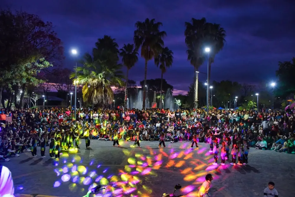 5e5e7e7f-a6aa-48e3-9a87-956aa98e7243