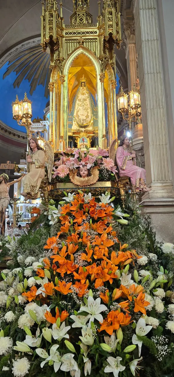 Imagen de la Virgen (1)